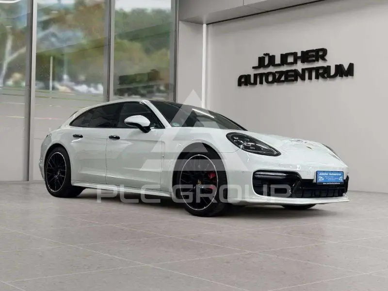 2019 Porsche Panamera