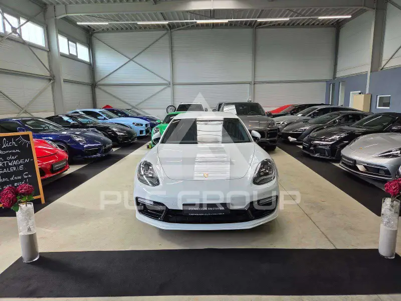 2019 Porsche Panamera