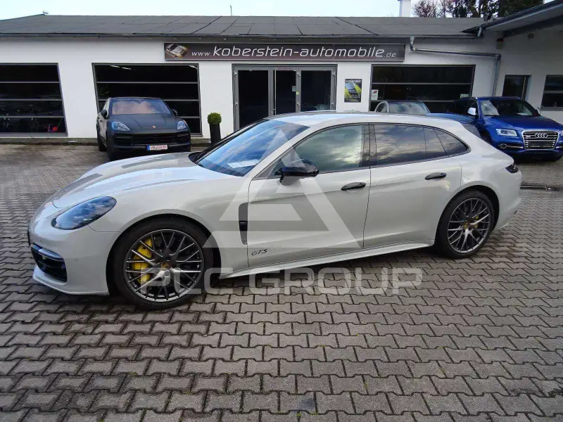 2019 Porsche Panamera