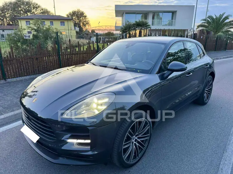 2019 Porsche MACAN