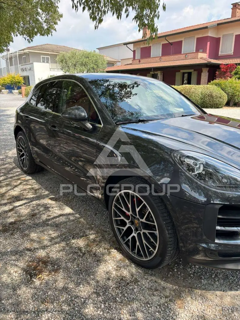 2019 Porsche MACAN