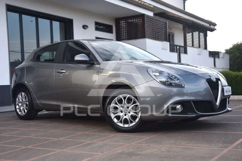 2019 Alfa Romeo Giulia