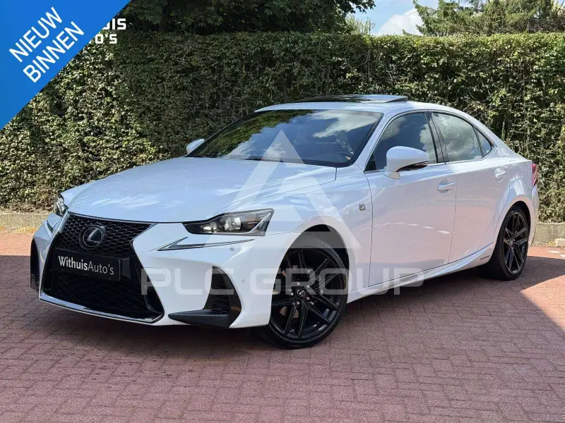 2019 Lexus IS300