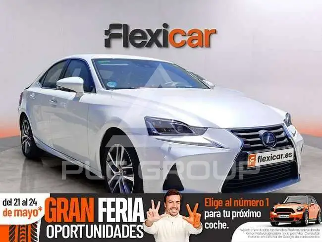 2019 Lexus IS300