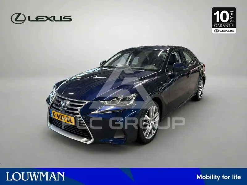 2019 Lexus IS300