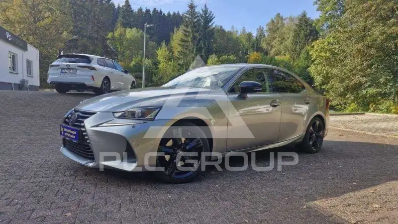 2019 Lexus IS300