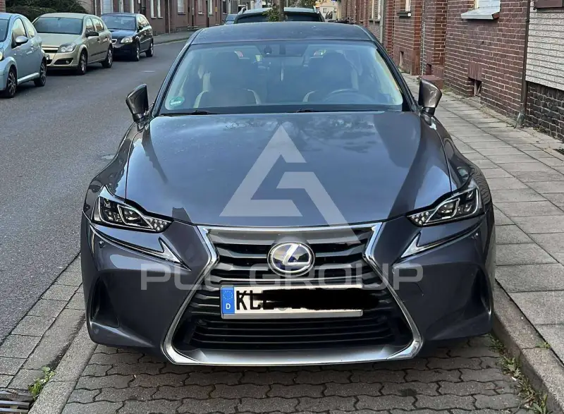2019 Lexus IS300