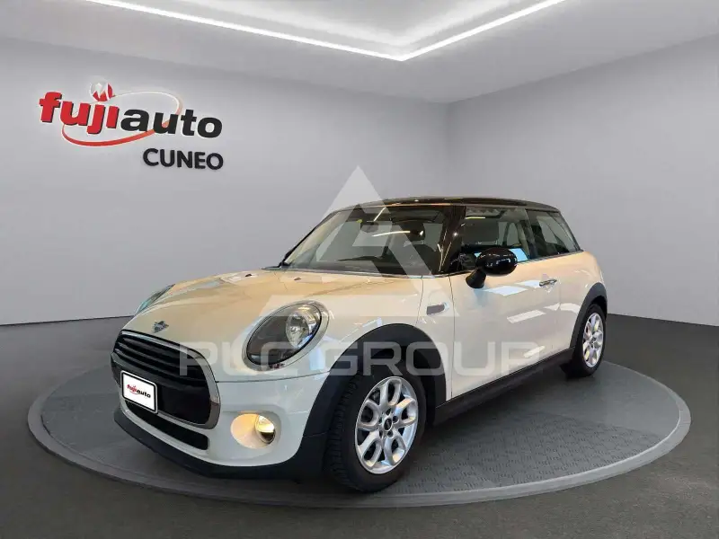 2019 Mini COOPER