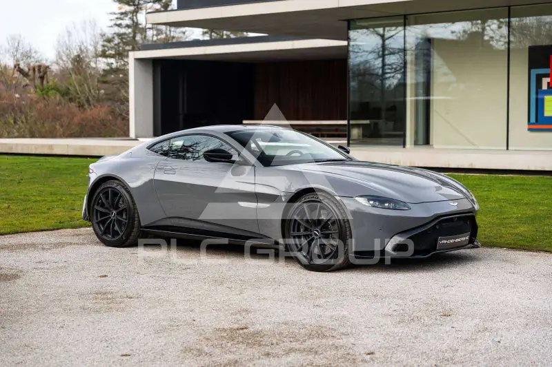 2019 Aston Martin V8