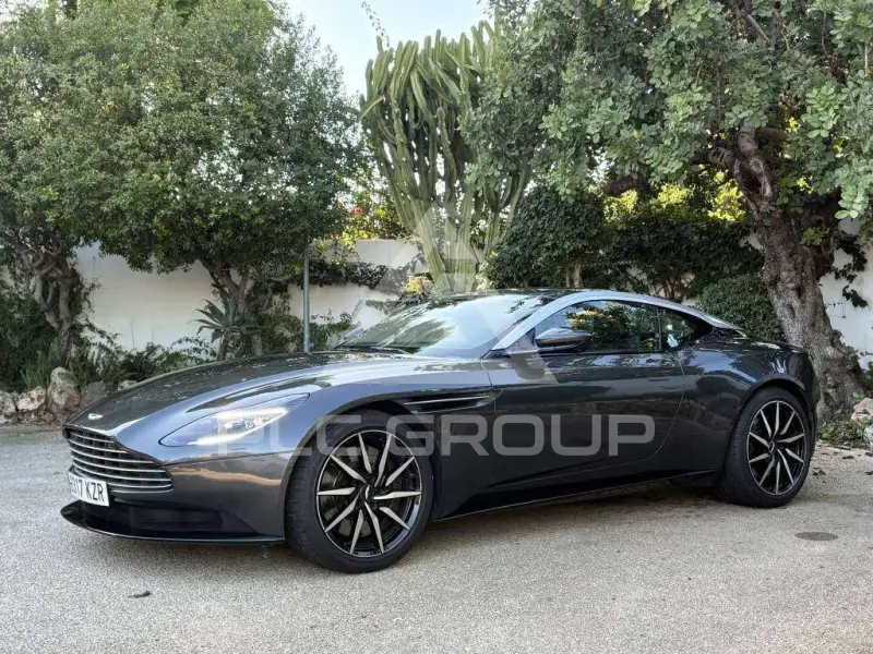 2019 Aston Martin DB11