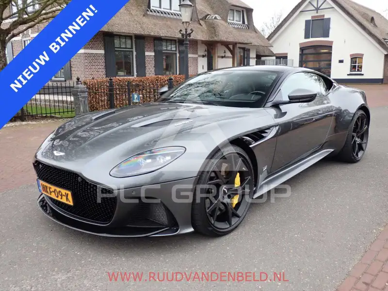 2019 Aston Martin DBS