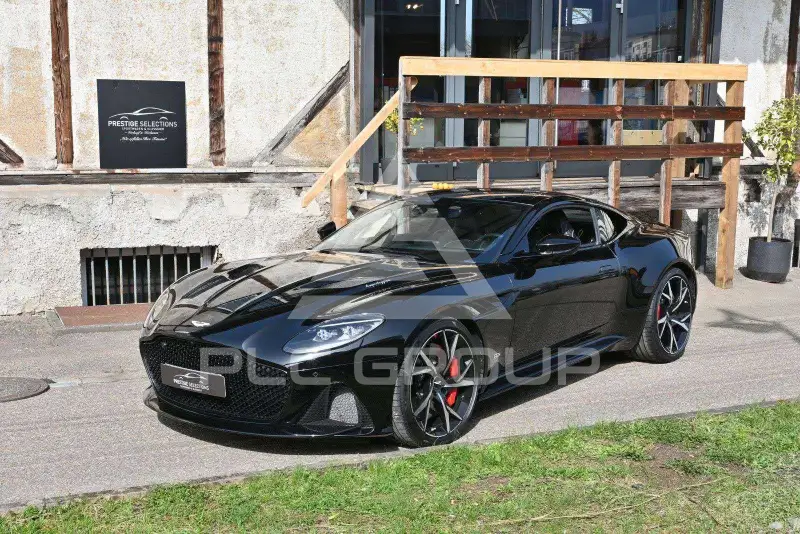 2019 Aston Martin DBS