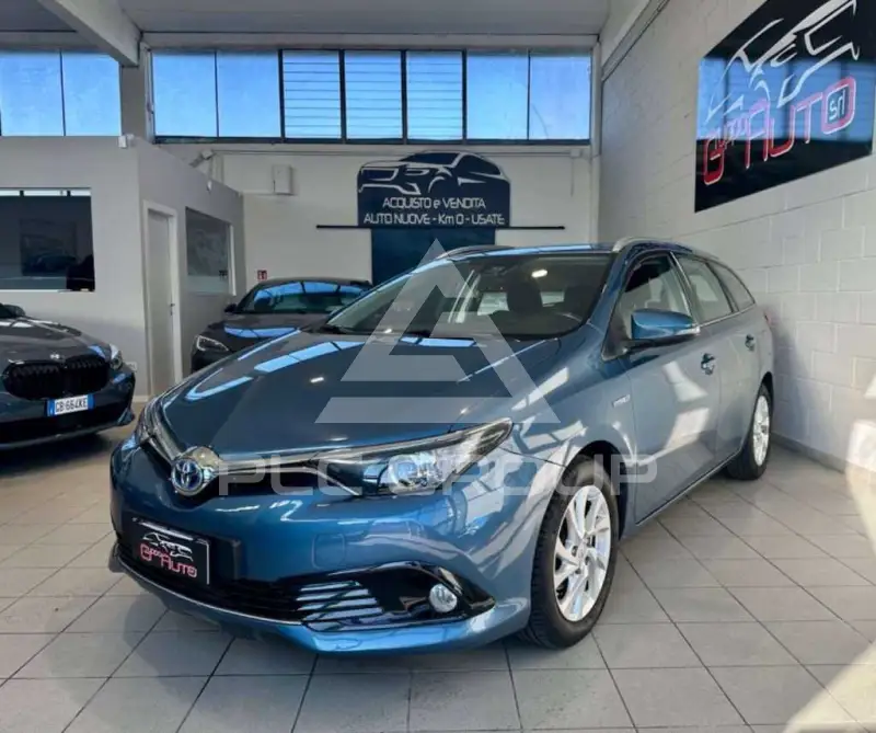 2019 Toyota AURIS