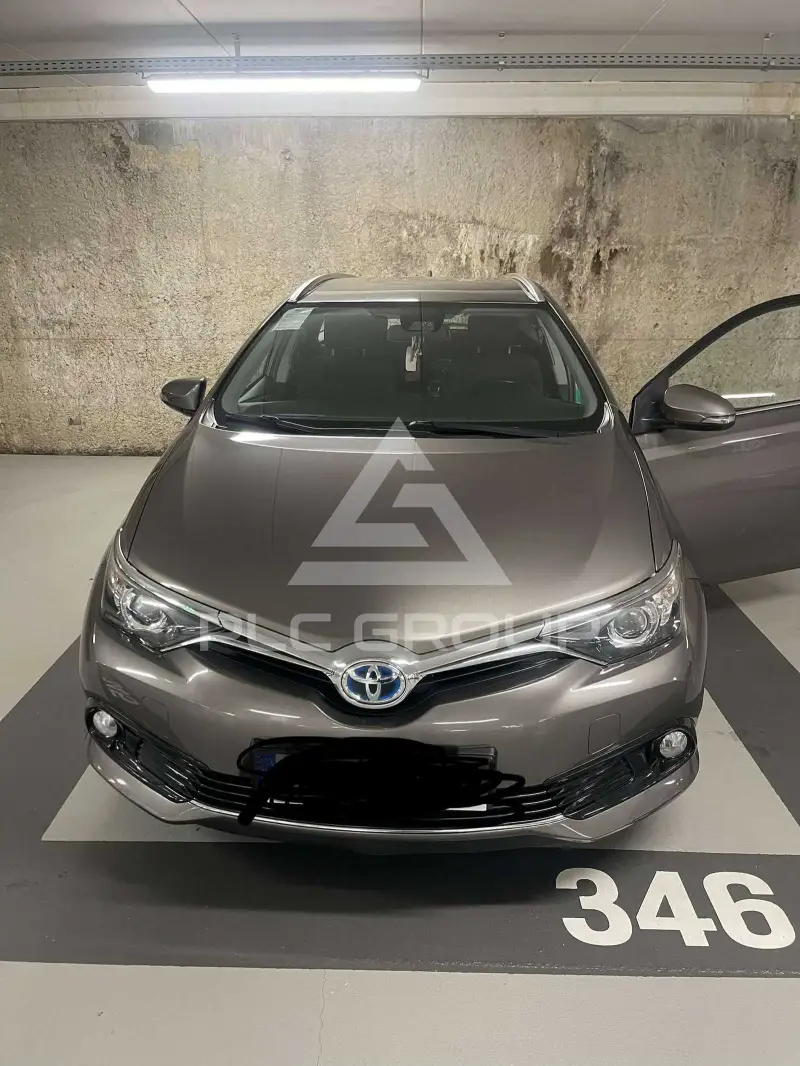 2019 Toyota AURIS