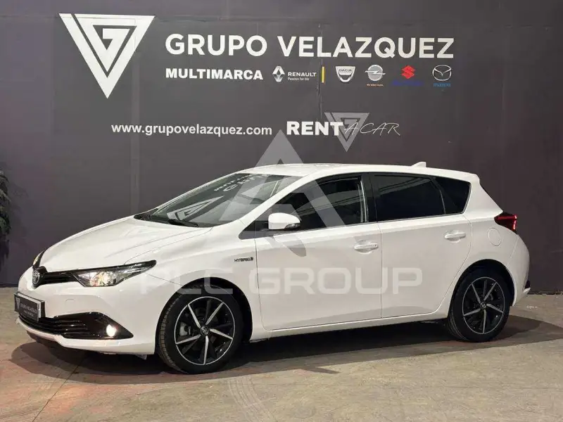 2019 Toyota AURIS