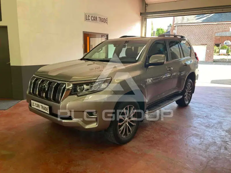 2019 Toyota LAND CRUISER