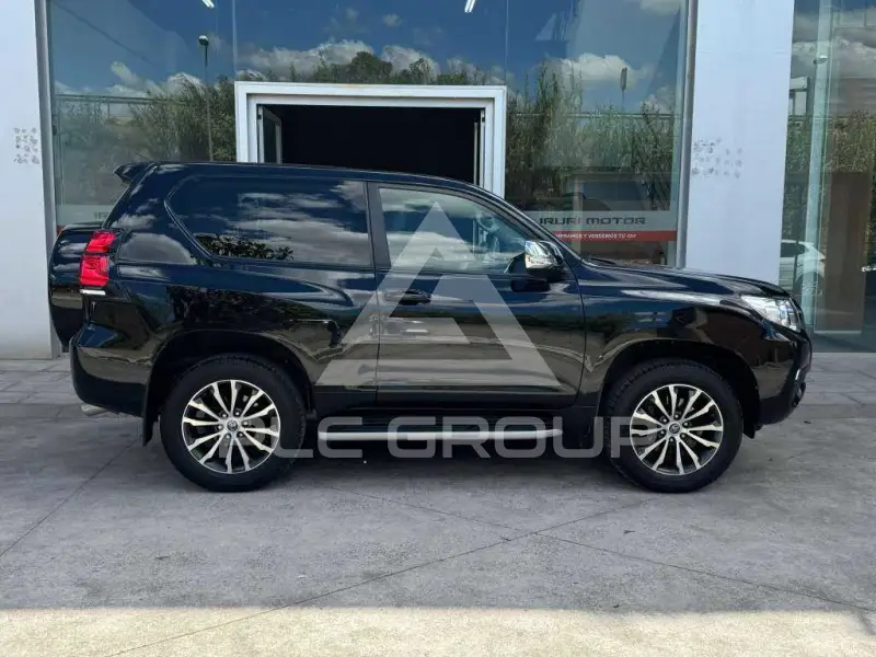 2019 Toyota LAND CRUISER