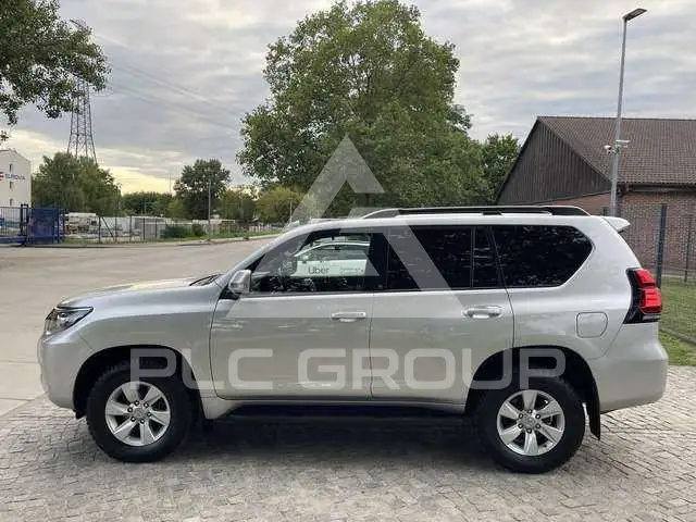 2019 Toyota LAND CRUISER