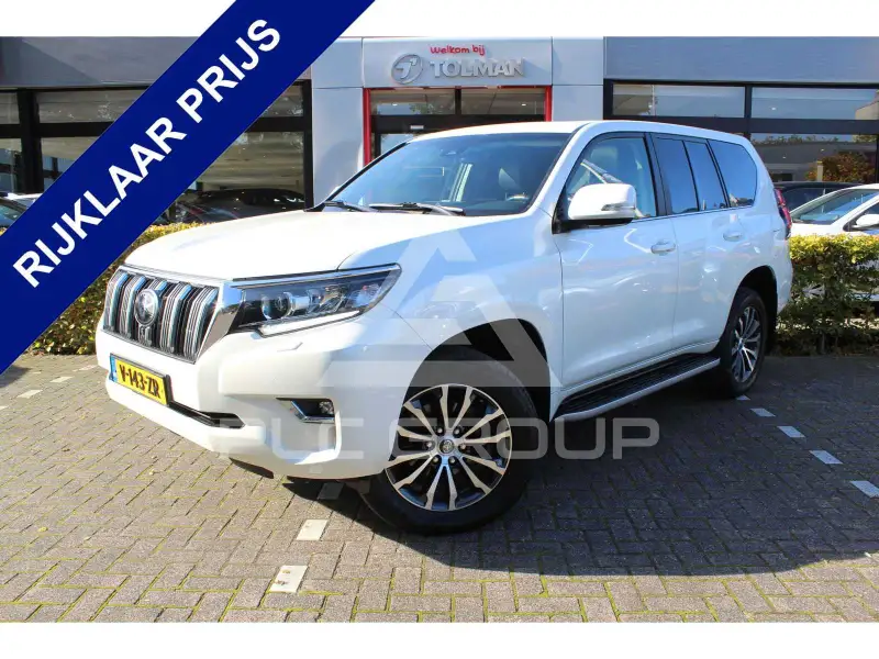 2019 Toyota LAND CRUISER