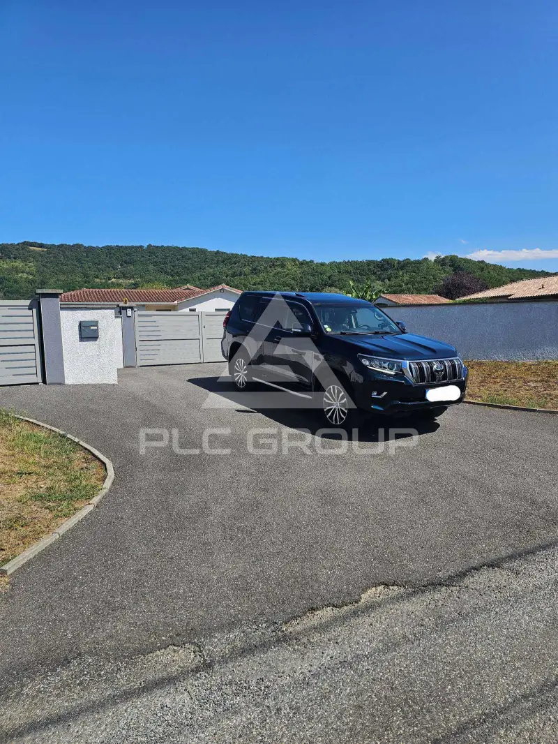 2019 Toyota LAND CRUISER