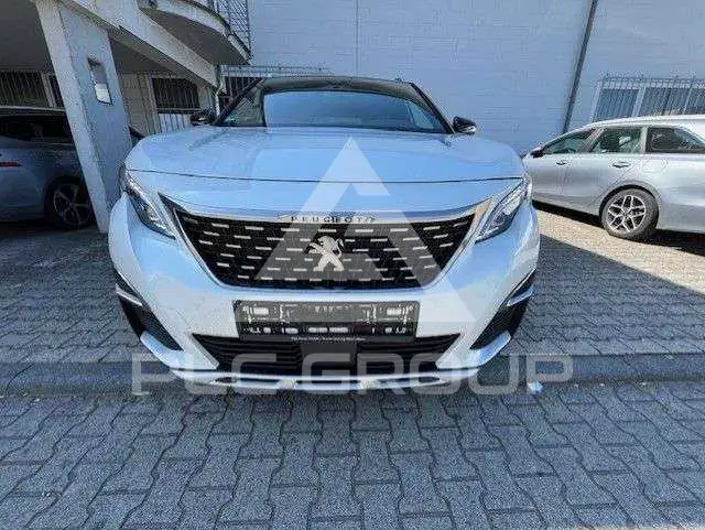 2019 Peugeot 5008