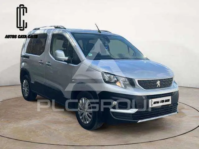 2019 Peugeot Rifter