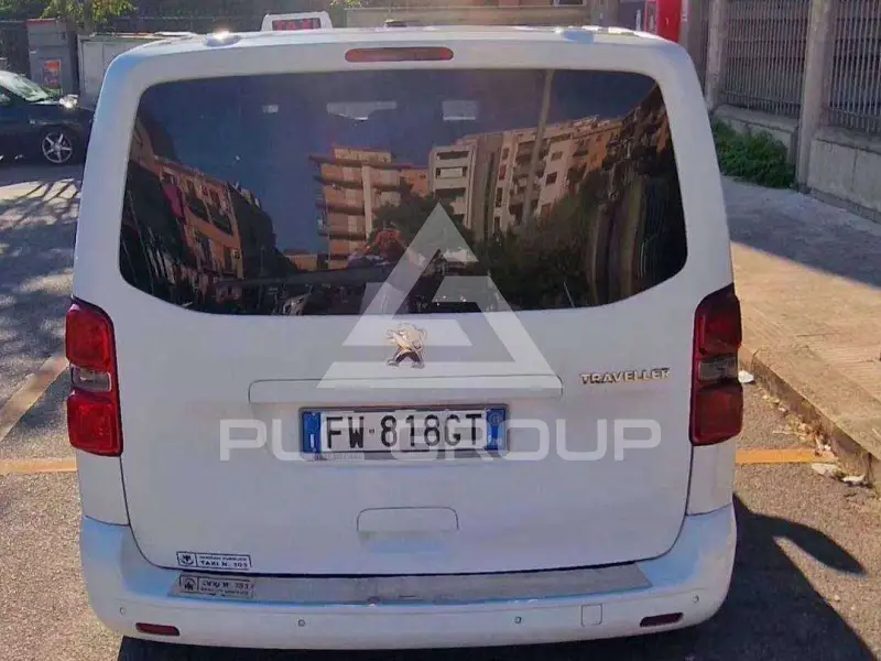 2019 Peugeot Traveller