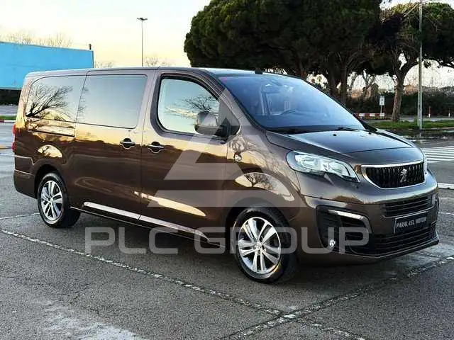 2019 Peugeot Traveller
