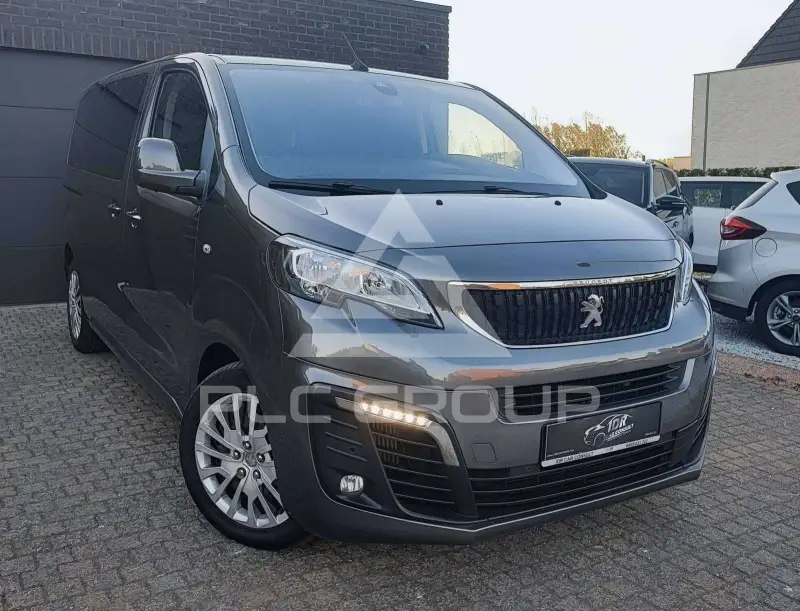 2019 Peugeot Traveller