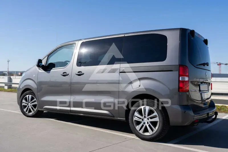 2019 Peugeot Traveller
