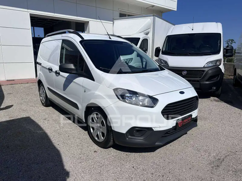 2019 Ford Courier