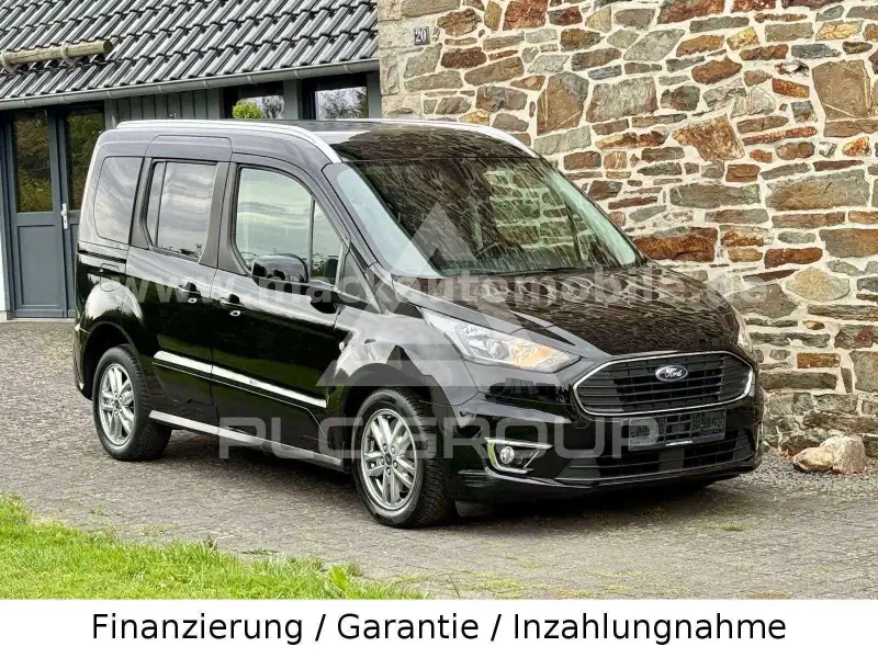 2019 Ford Tourneo
