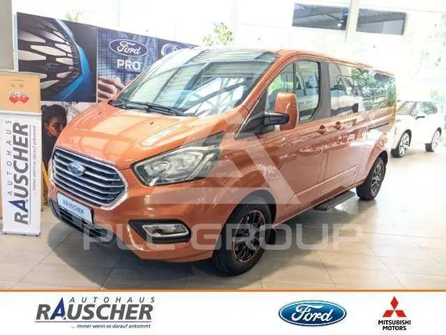 2019 Ford Tourneo