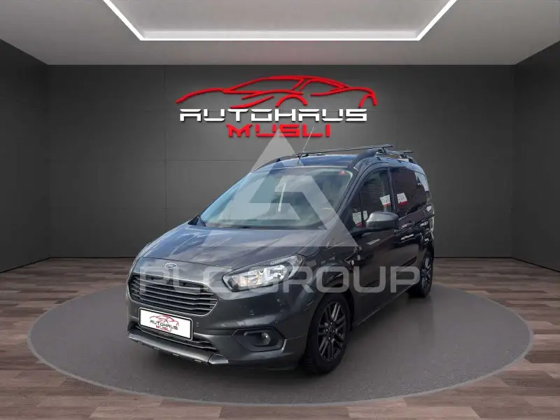2019 Ford Tourneo