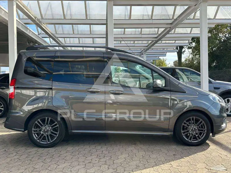 2019 Ford Tourneo