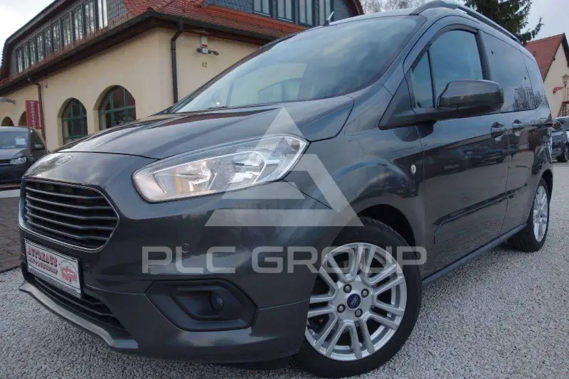 2019 Ford Tourneo
