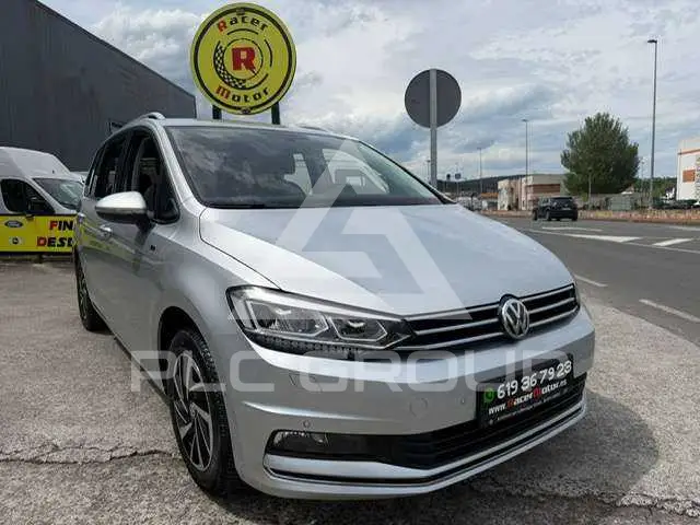 2019 Volkswagen Touran