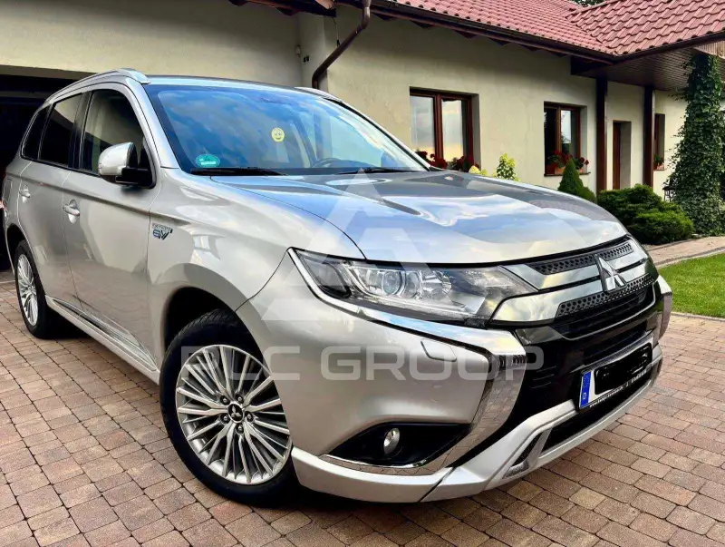 2020 Mitsubishi OUTLANDER