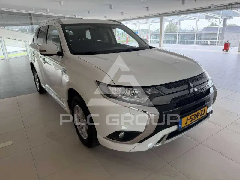 2020 Mitsubishi OUTLANDER