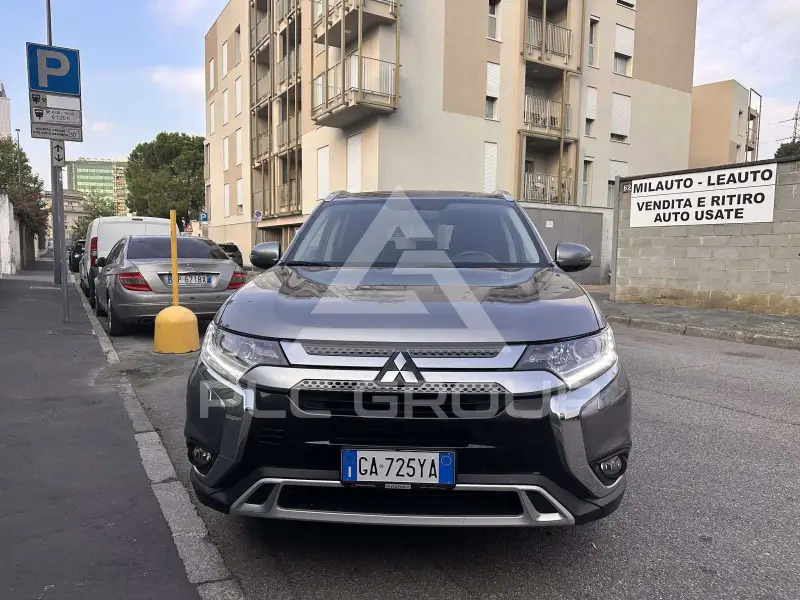 2020 Mitsubishi OUTLANDER