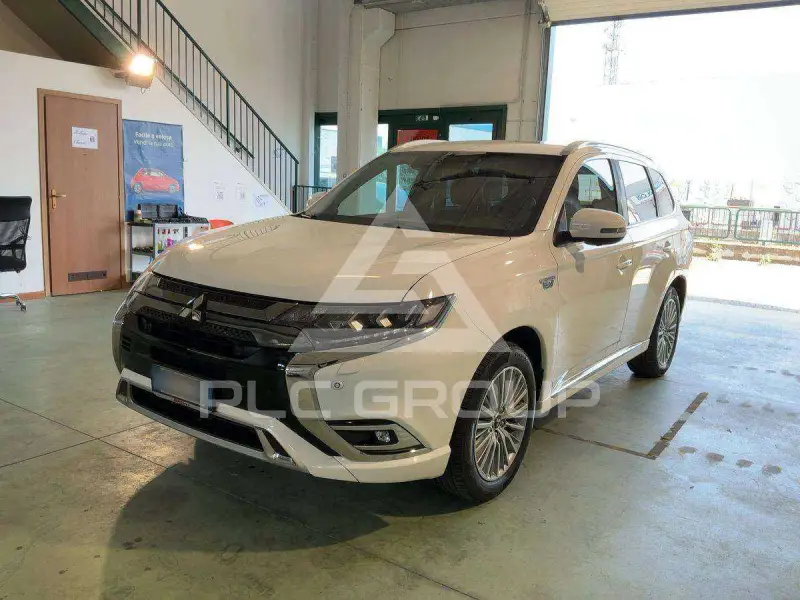 2020 Mitsubishi OUTLANDER