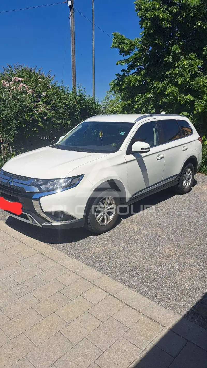 2020 Mitsubishi OUTLANDER