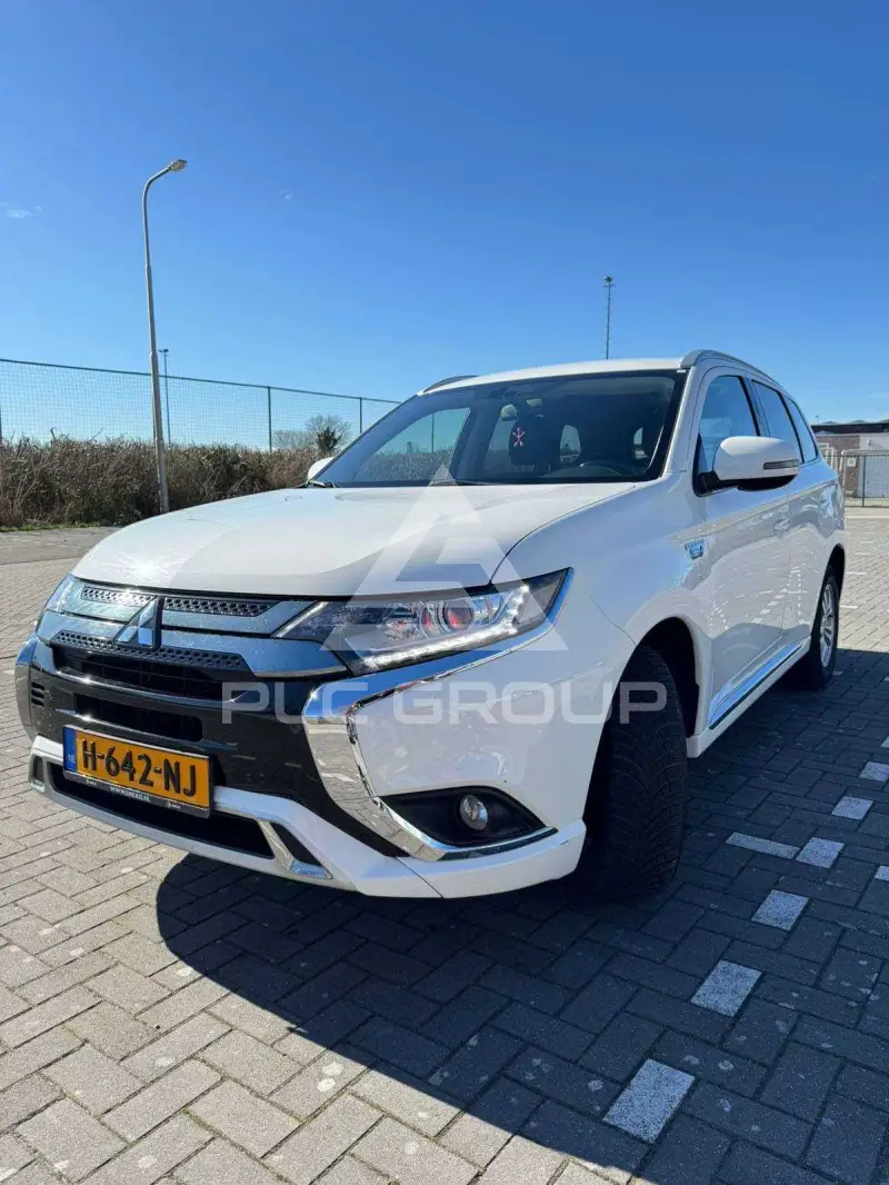 2020 Mitsubishi OUTLANDER
