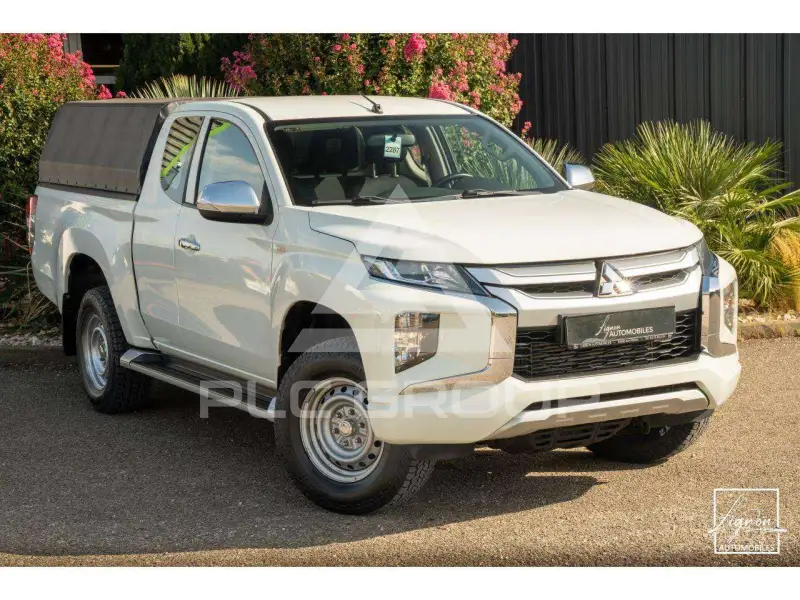 2020 Mitsubishi L200