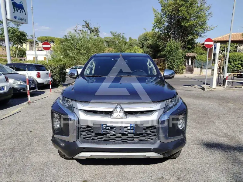 2020 Mitsubishi L200