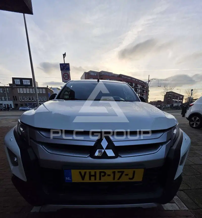 2020 Mitsubishi L200
