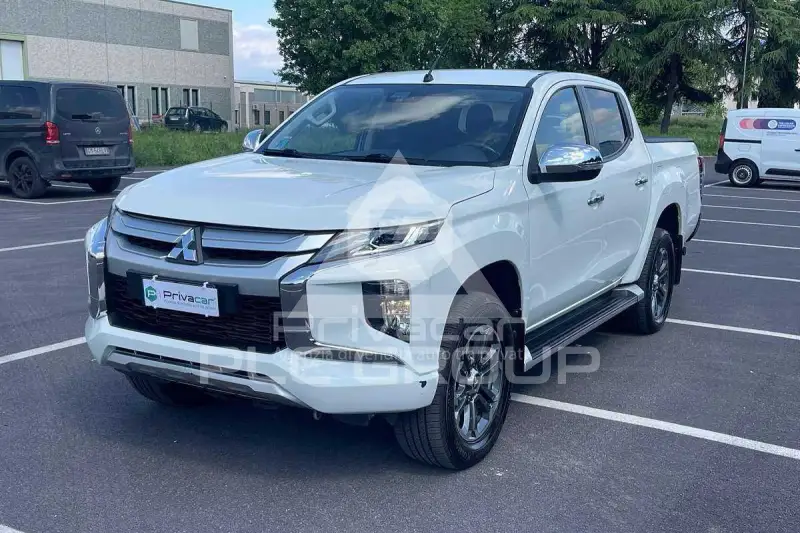 2020 Mitsubishi L200