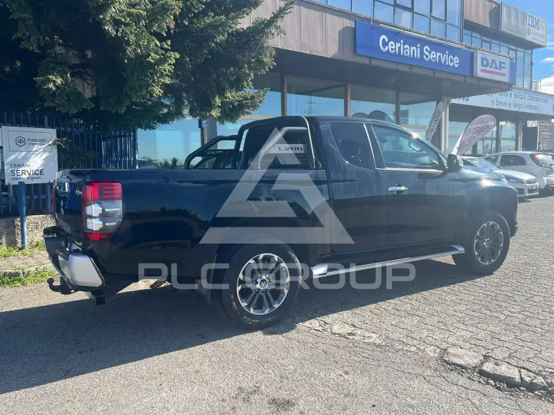2020 Mitsubishi L200