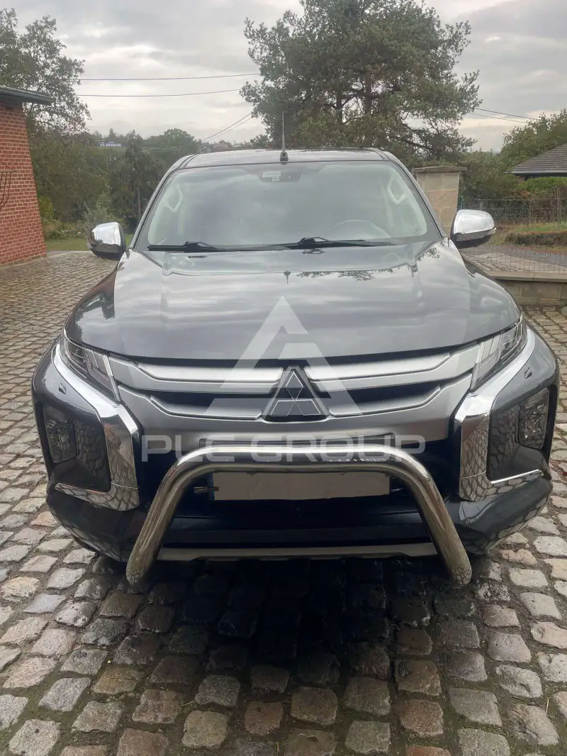 2020 Mitsubishi L200