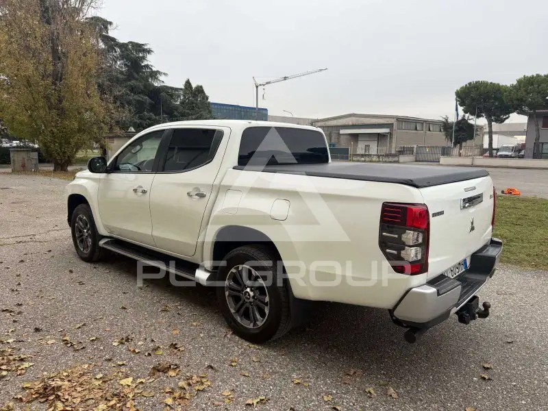2020 Mitsubishi L200